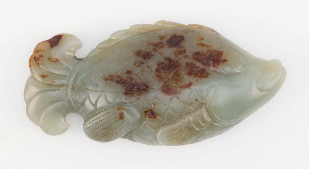 CHINESE CARVED CELADON JADE CARP 34e07f