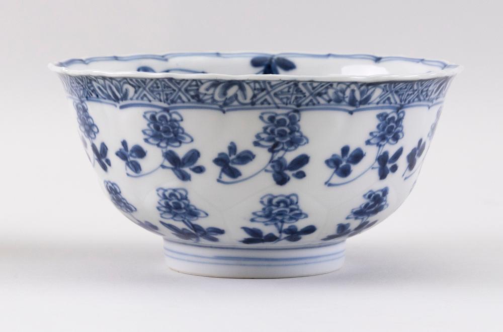 CHINESE BLUE AND WHITE PORCELAIN