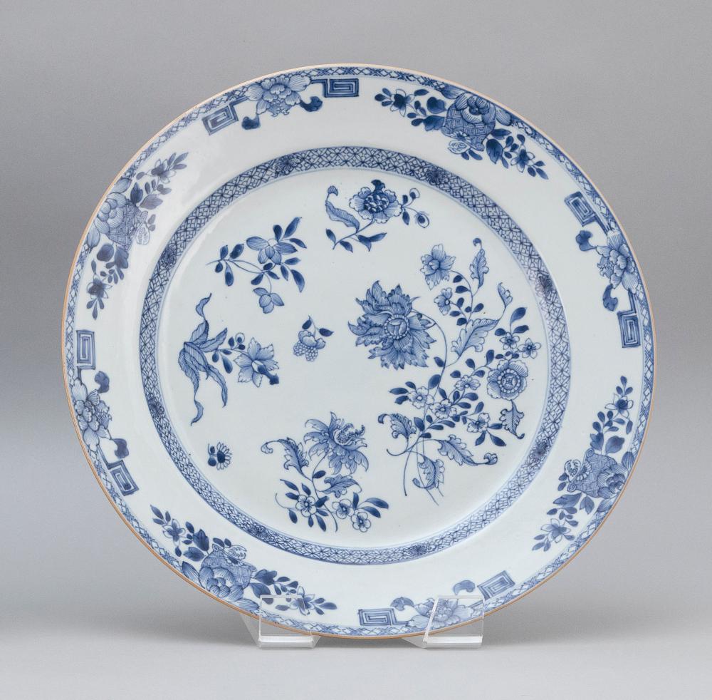 CHINESE EXPORT BLUE AND WHITE PORCELAIN