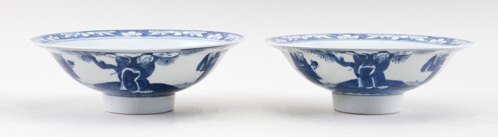 PAIR OF CHINESE BLUE AND WHITE