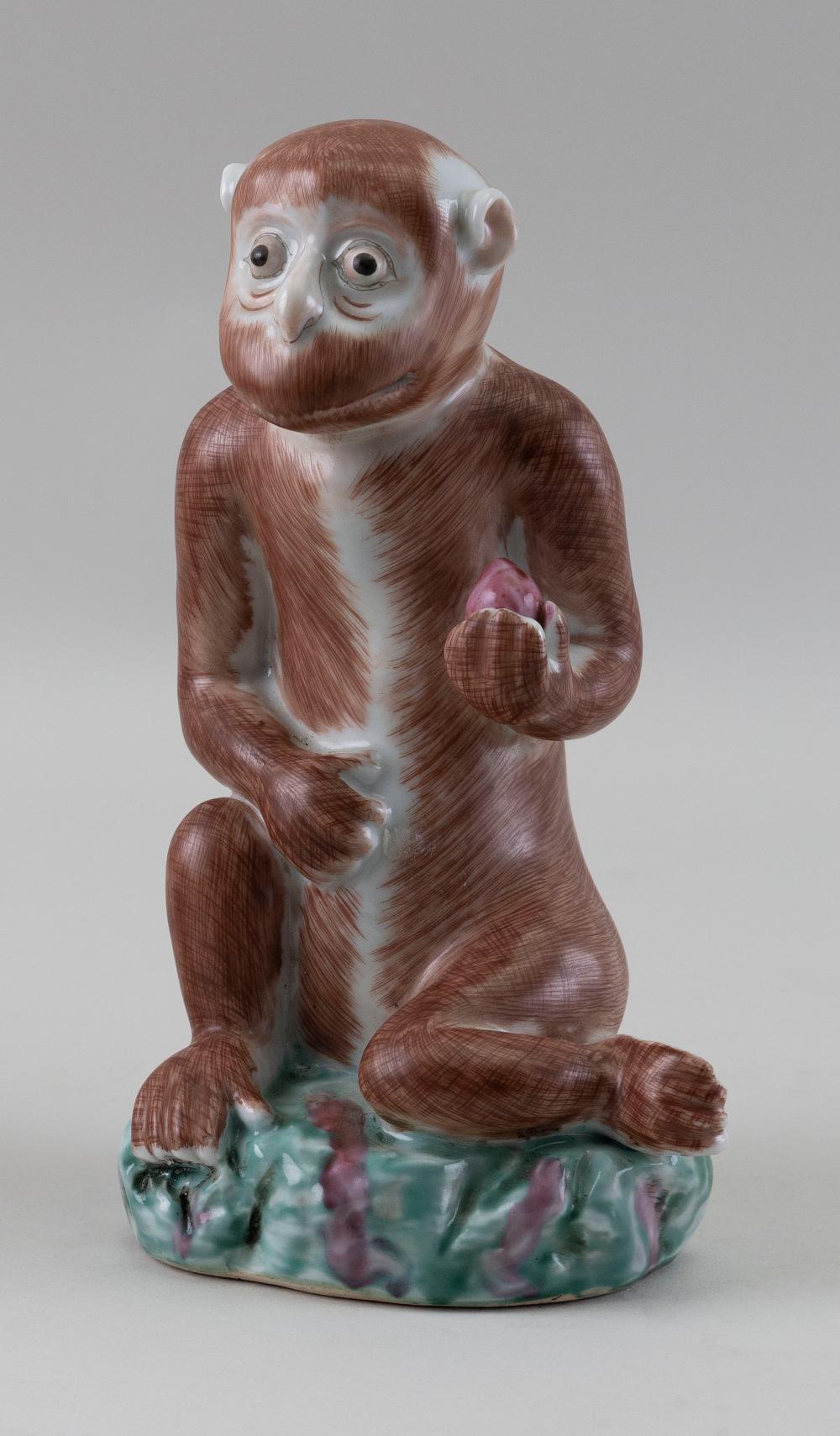 CHINESE POLYCHROME PORCELAIN FIGURE 34e0fa