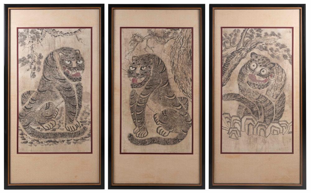 THREE KOREAN SCROLL PAINTINGS ON 34e115