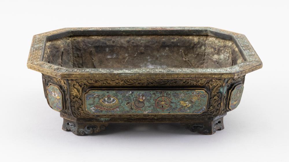 CHINESE CLOISONN ENAMEL AND BRONZE 34e121