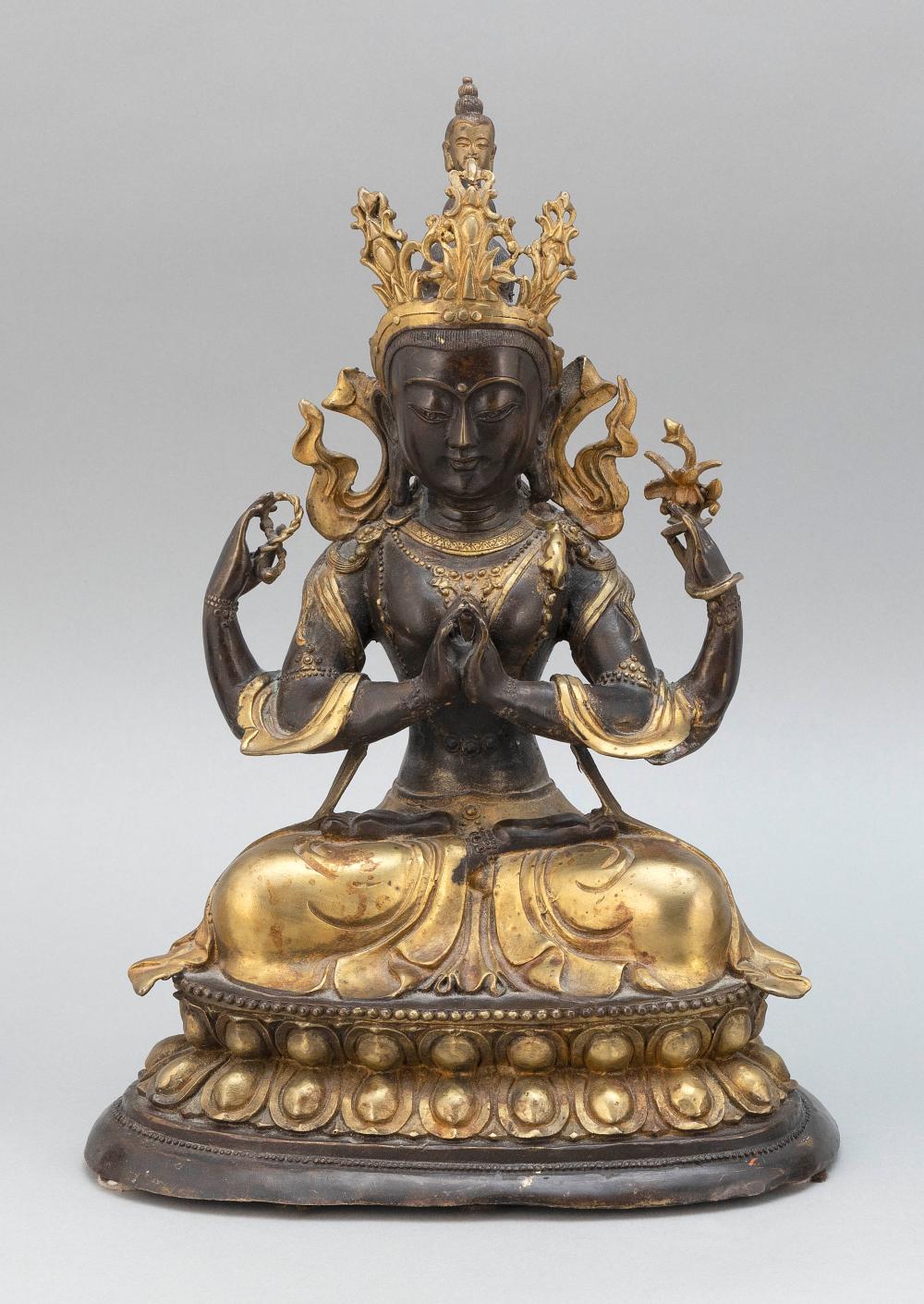 TIBETAN GILT BRONZE FIGURE OF GREEN 34e156