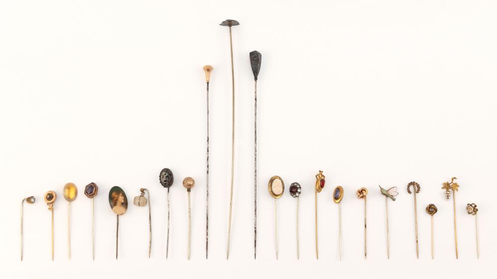 EIGHTEEN ANTIQUE STICK PINS AND