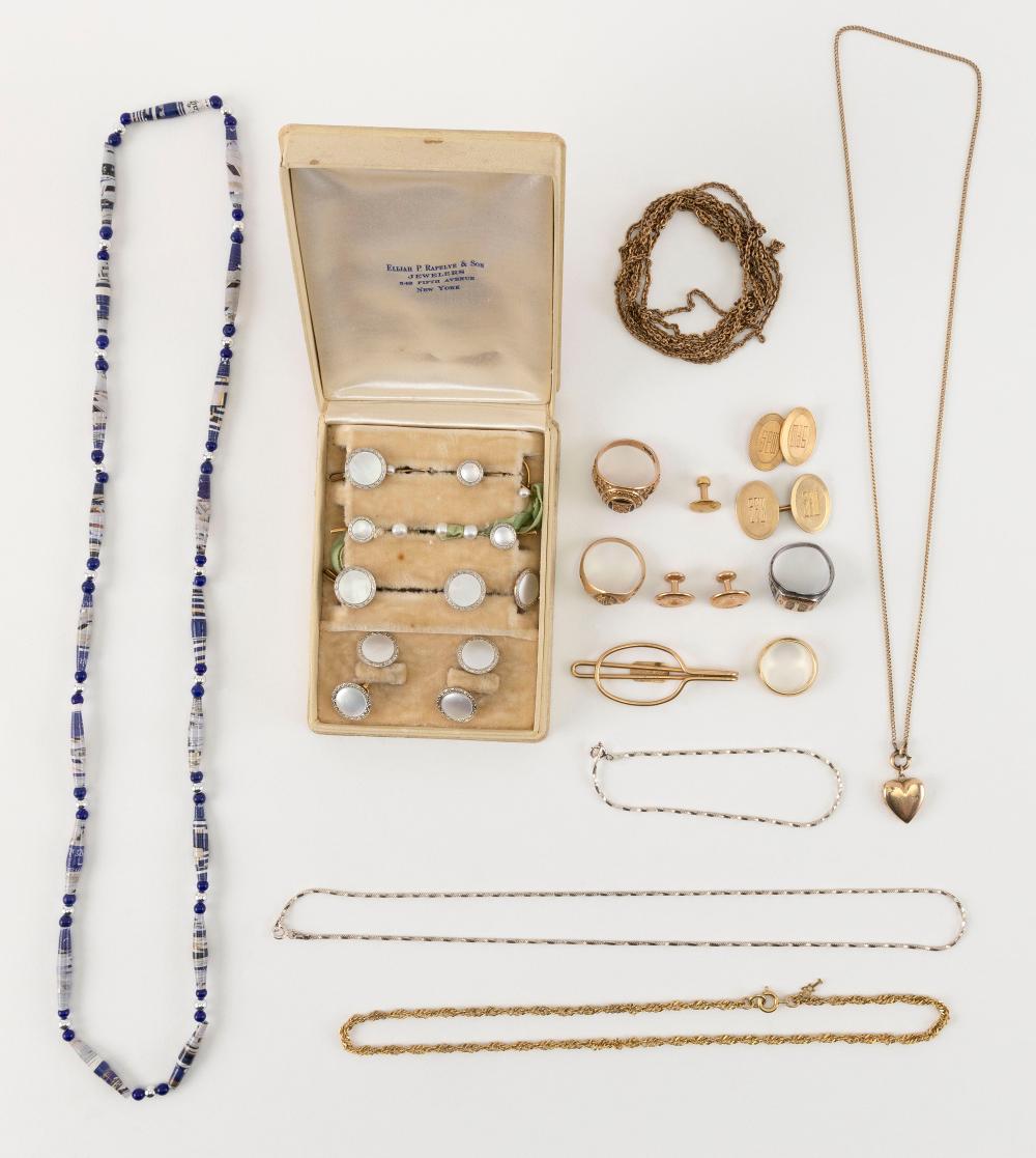 THIRTY PIECES OF JEWELRY APPROX.