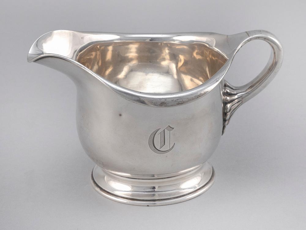 TIFFANY CO STERLING SILVER CREAMER 34e4f2