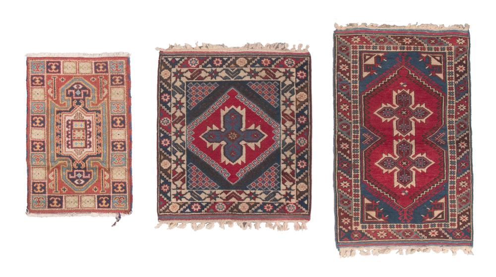 THREE SMALL CAUCASIAN DESIGN TURKISH 34e537