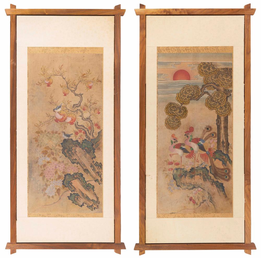PAIR OF CHINESE SCROLL PAINTINGS 34e541