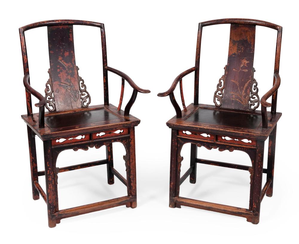 PAIR OF CHINESE ARMCHAIRS 19TH 34e553