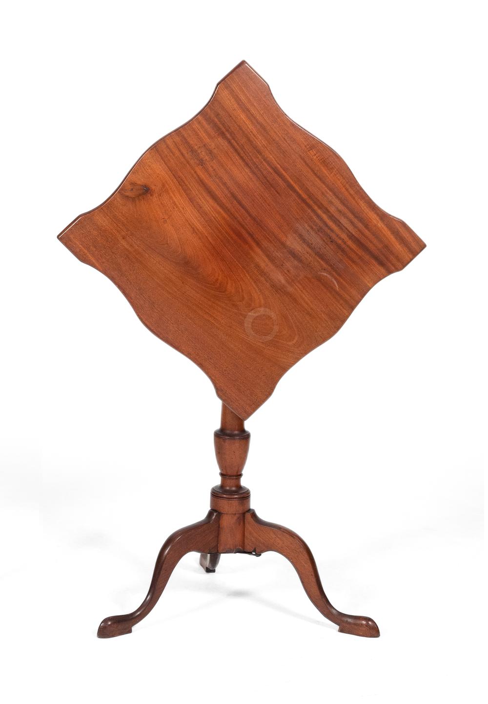 NANTUCKET QUEEN ANNE TILT TOP TABLE 34e9ce