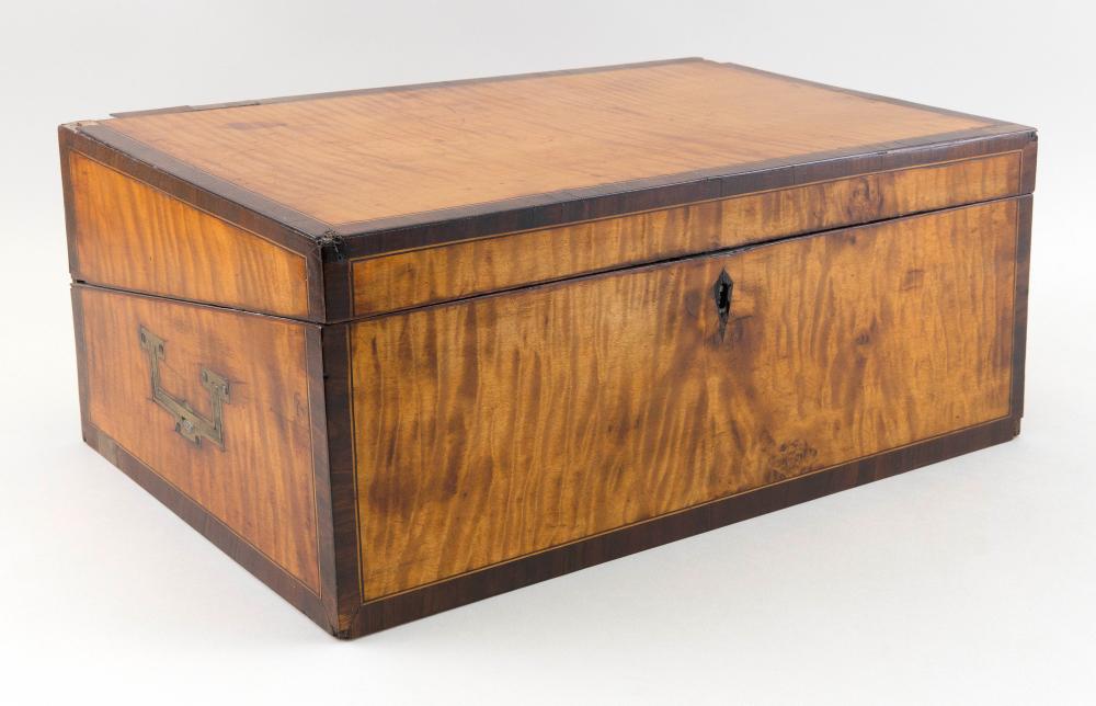 TIGER MAPLE BOX EARLY 19TH CENTURY