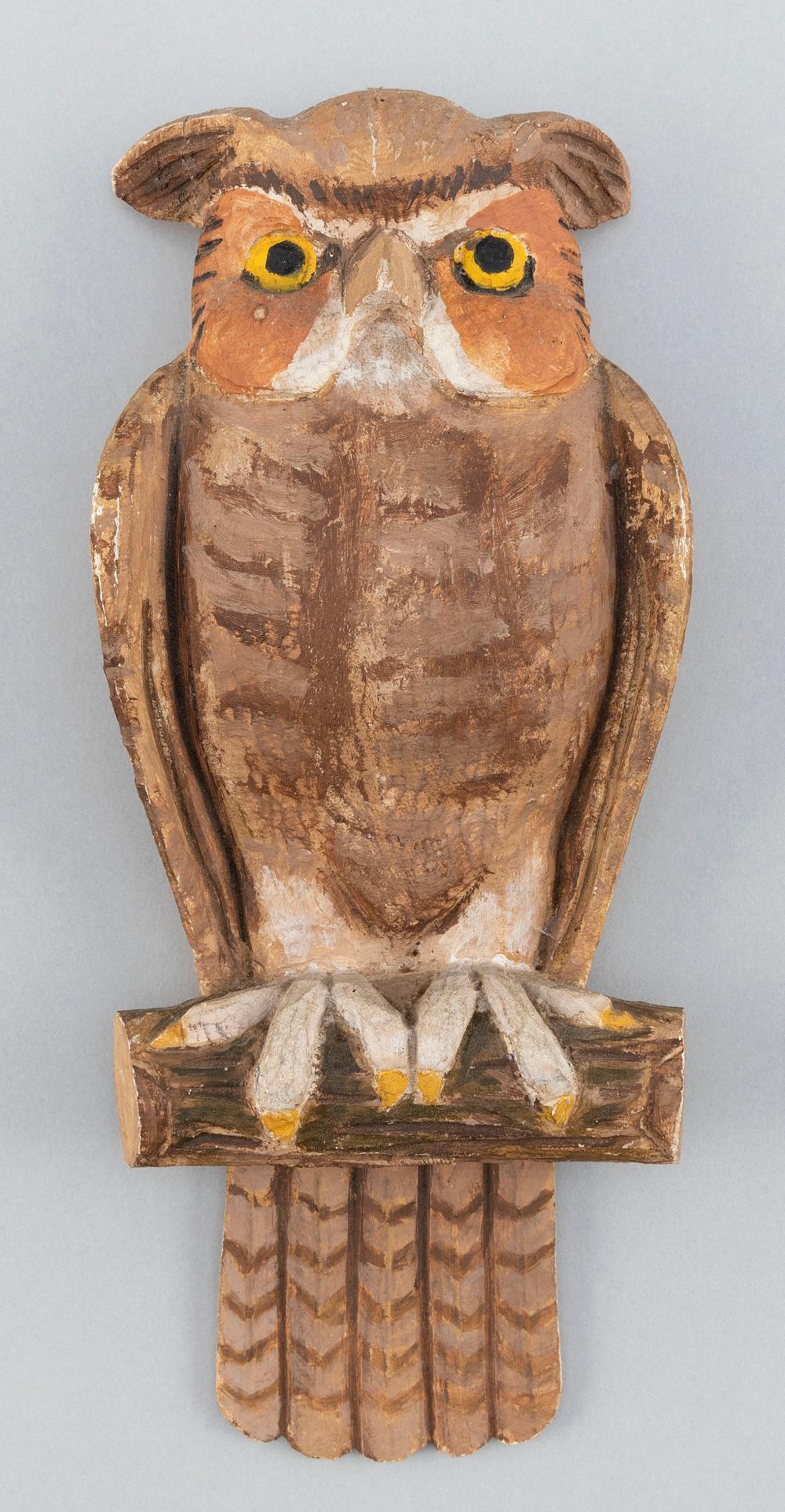 FOLK ART CARVING OF AN OWL MID-20TH