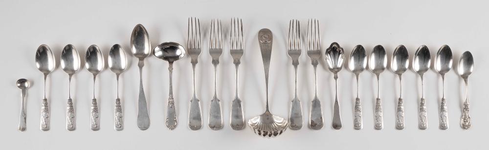 EIGHTEEN PIECES OF SILVER FLATWARE 34eb6e