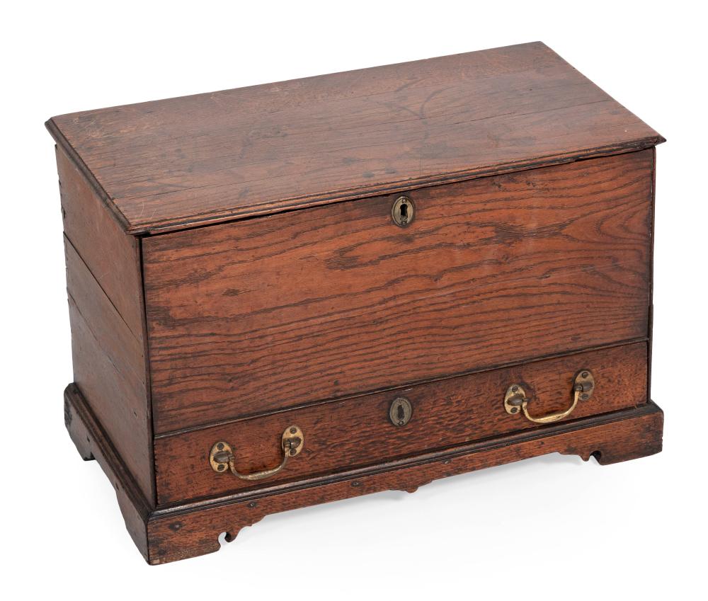 ENGLISH SMALL CHEST 18TH/19TH CENTURY