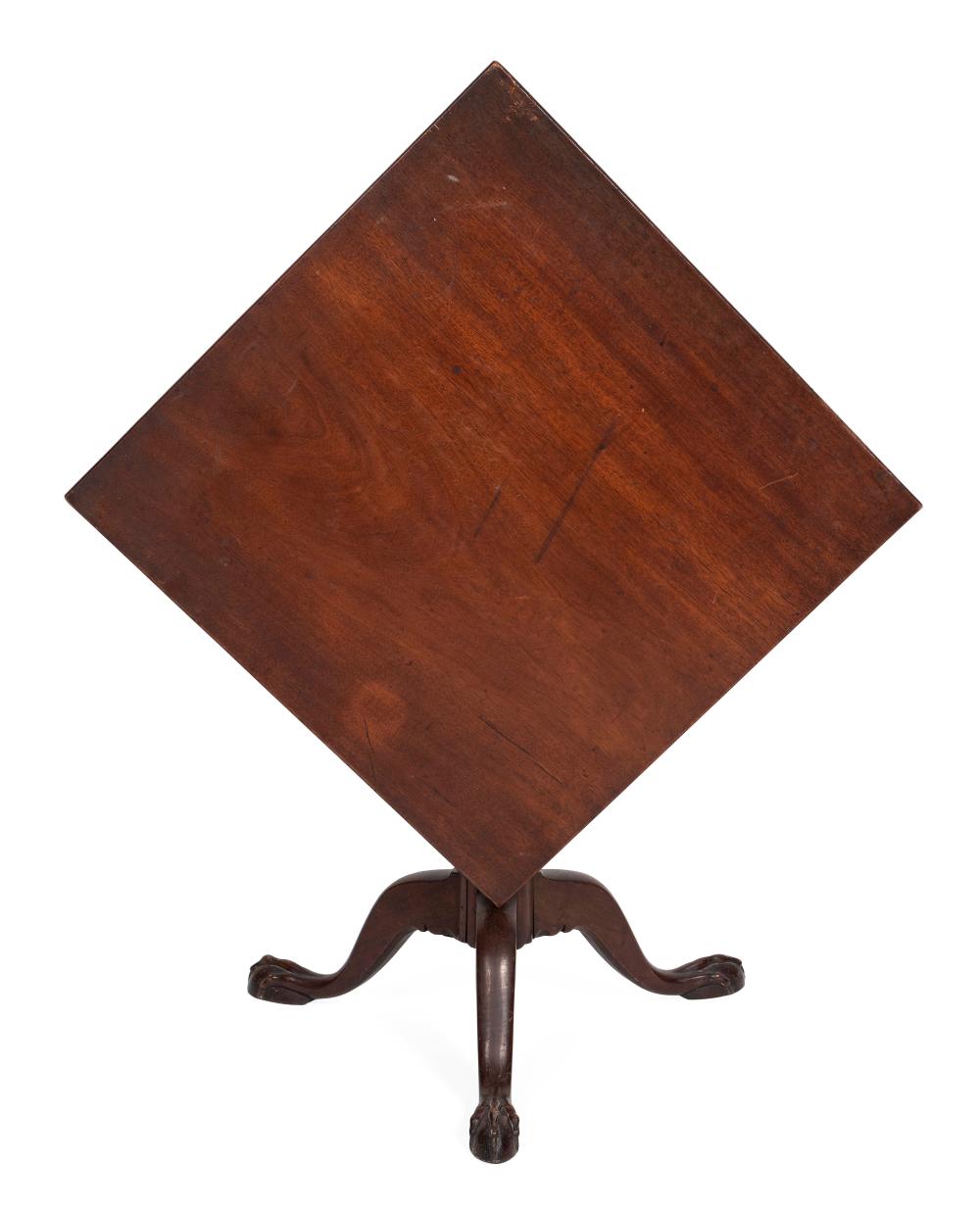 CHIPPENDALE TILT TOP TEA TABLE 34ecdb