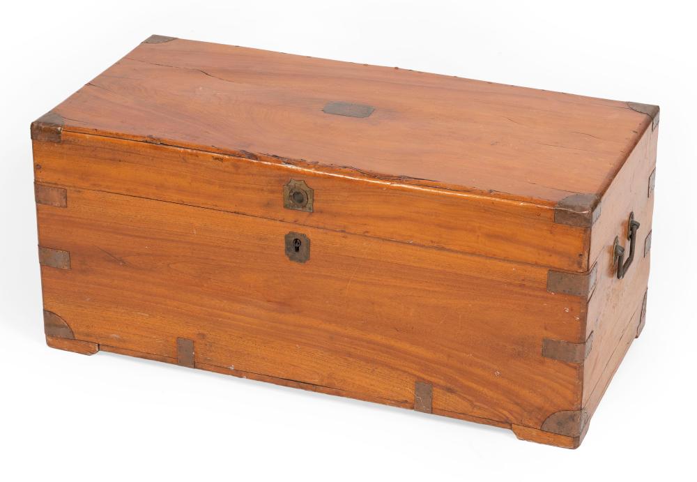 BRASS BOUND CAMPHORWOOD CHEST LATE 34ee07