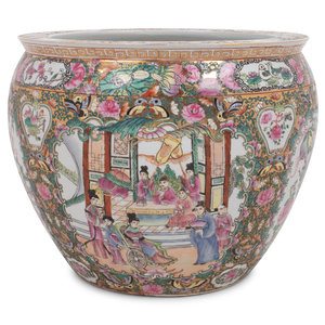 A Rose Medallion Porcelain Jardinière