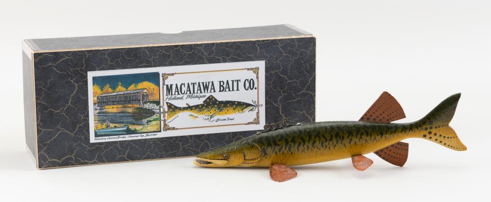 MACATAWA BAIT CO FISH DECOY 21ST 34cd31