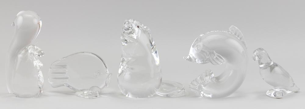 FIVE STEUBEN AND BACCARAT CRYSTAL ANIMALS