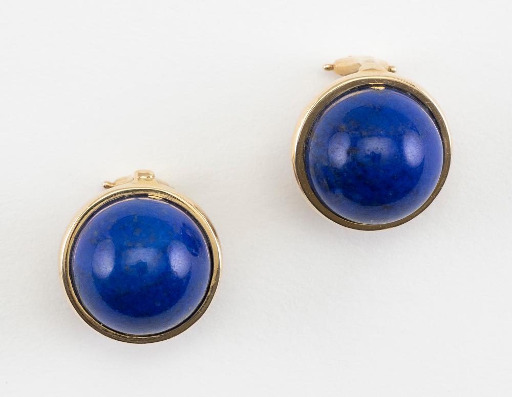 PAIR OF VINTAGE 14KT GOLD AND LAPIS 34cea8