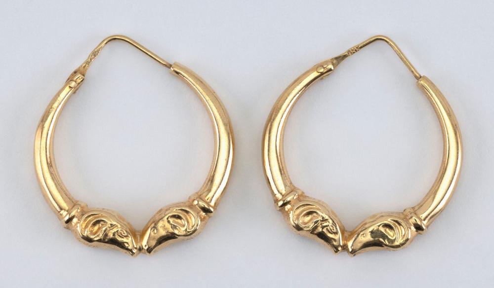 PAIR OF 18KT GOLD RAM S HEAD HOOP 34ceac