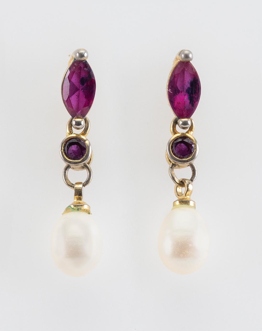 PAIR OF GOLD RUBY AND CULTURED 34cf22