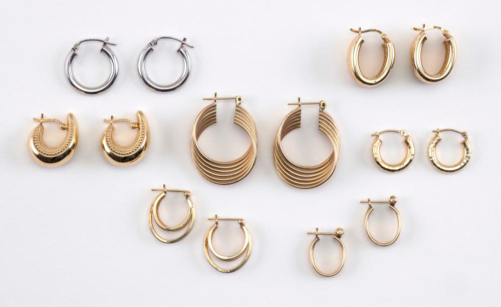 SEVEN PAIRS OF 14KT GOLD HOOP EARRINGS 34cf51