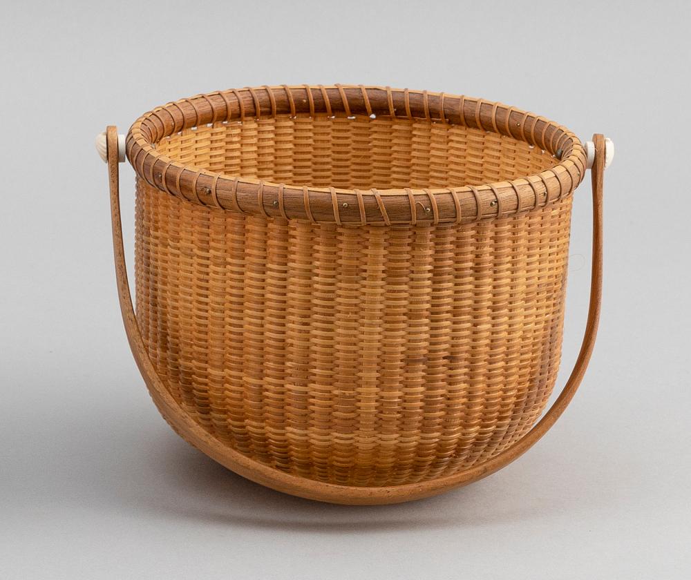 NANTUCKET BASKET BY MARION FREMONT SMITH 34d0c0