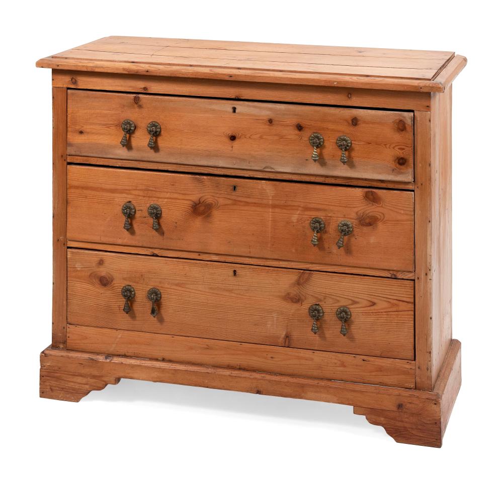 ENGLISH THREE-DRAWER CHEST EARLY