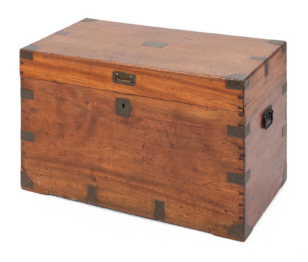 CAMPHORWOOD CHEST EARLY 20TH CENTURY