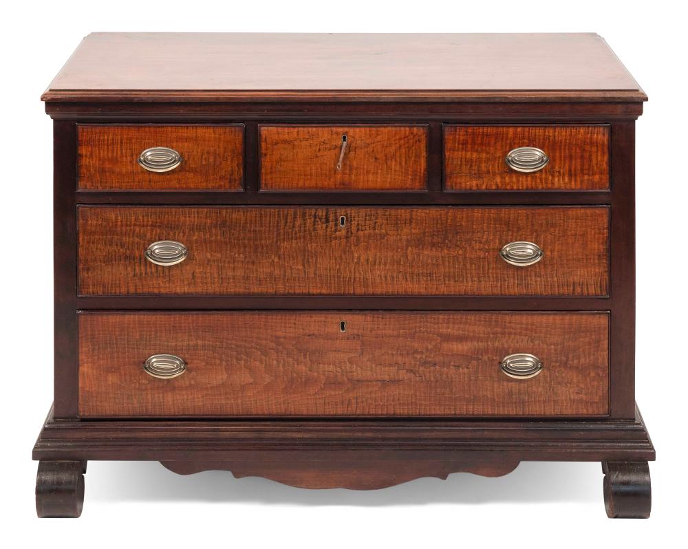 CLASSICAL FIVE-DRAWER BUREAU CIRCA