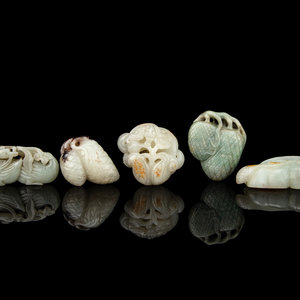 Five Chinese Celadon Jade Carvings Length 34d529