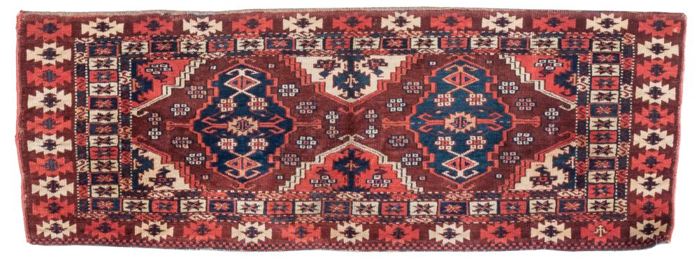 TORBA RUG: 1’5” X 3’10”