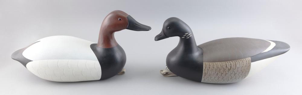 TWO GARY AVADANIAN DECOYS READING  35039c