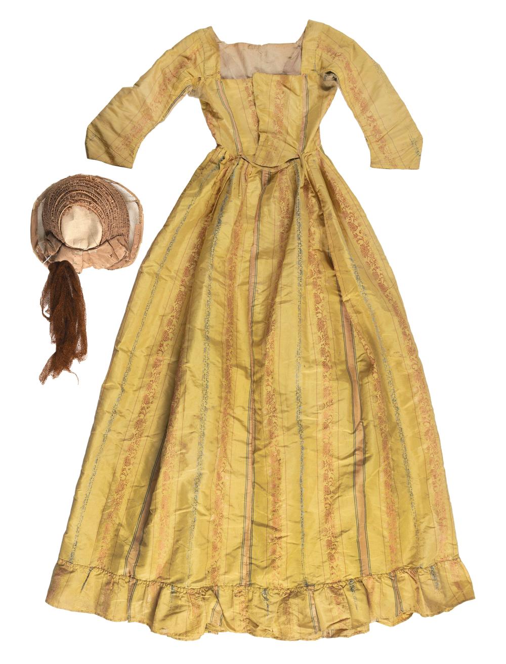 SILK DRESS WITH BONNET EARLY 19TH 35043b