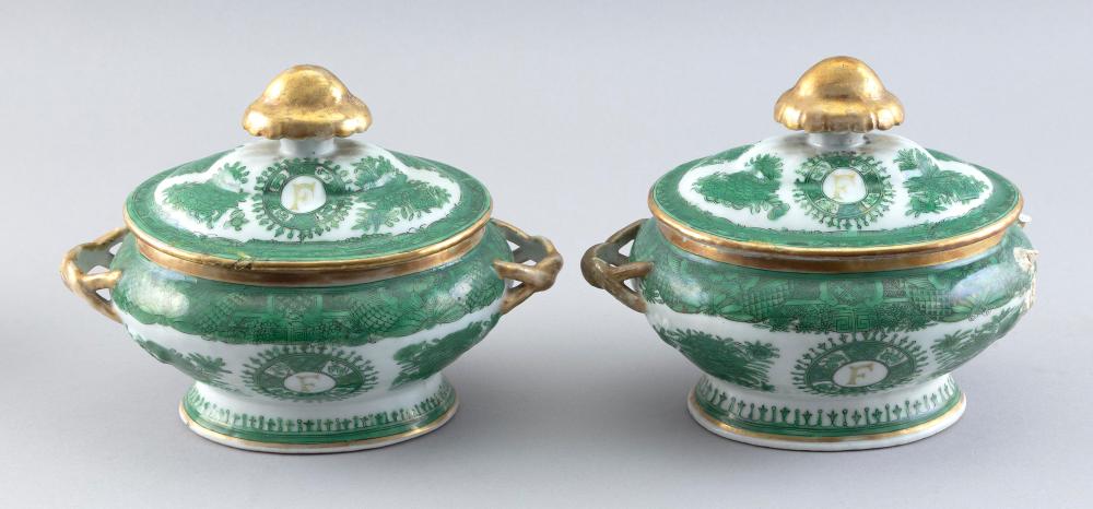 PAIR OF CHINESE EXPORT GREEN FITZHUGH 350453