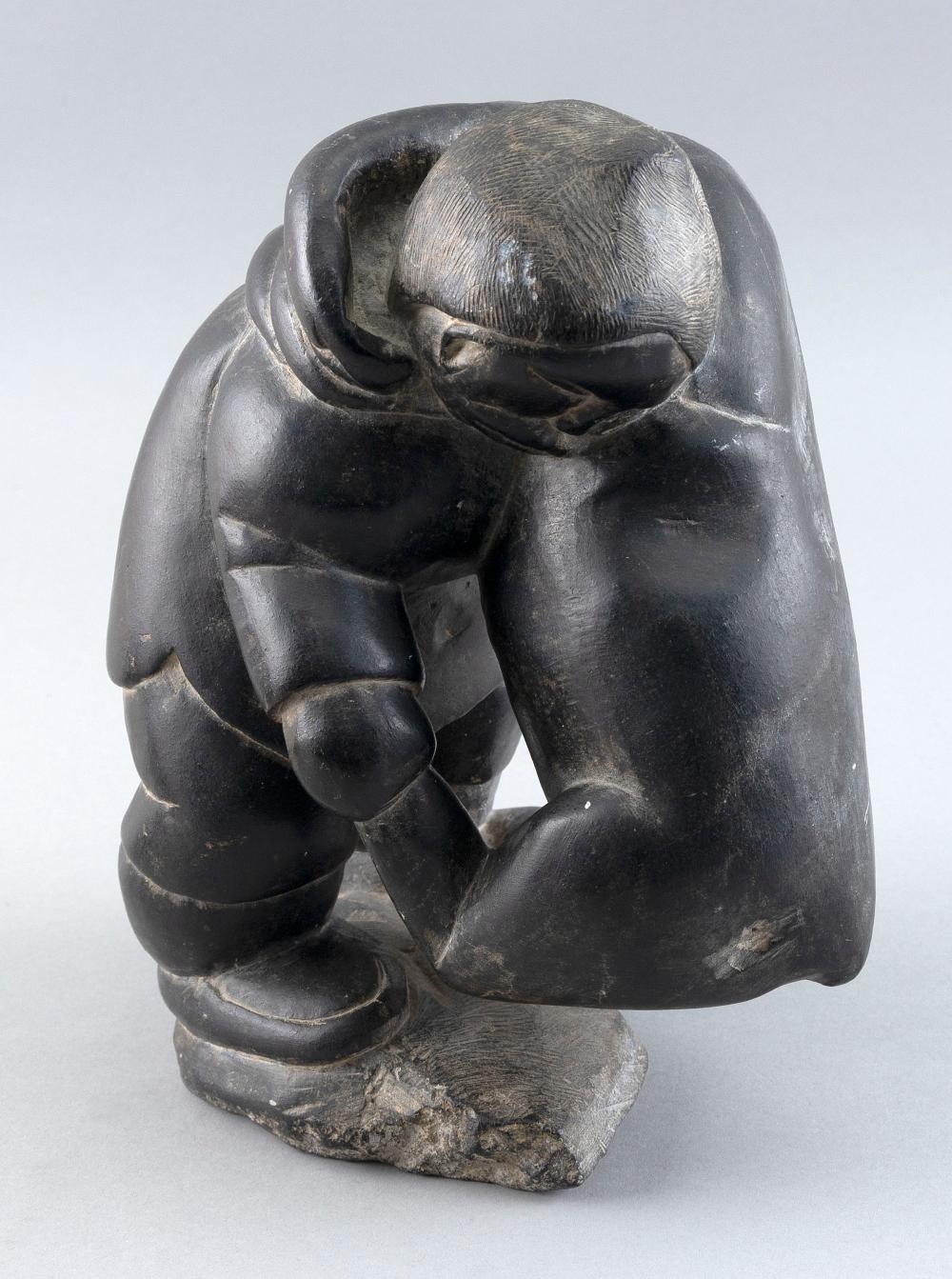 INUIT SOAPSTONE CARVING 20TH CENTURY 350595