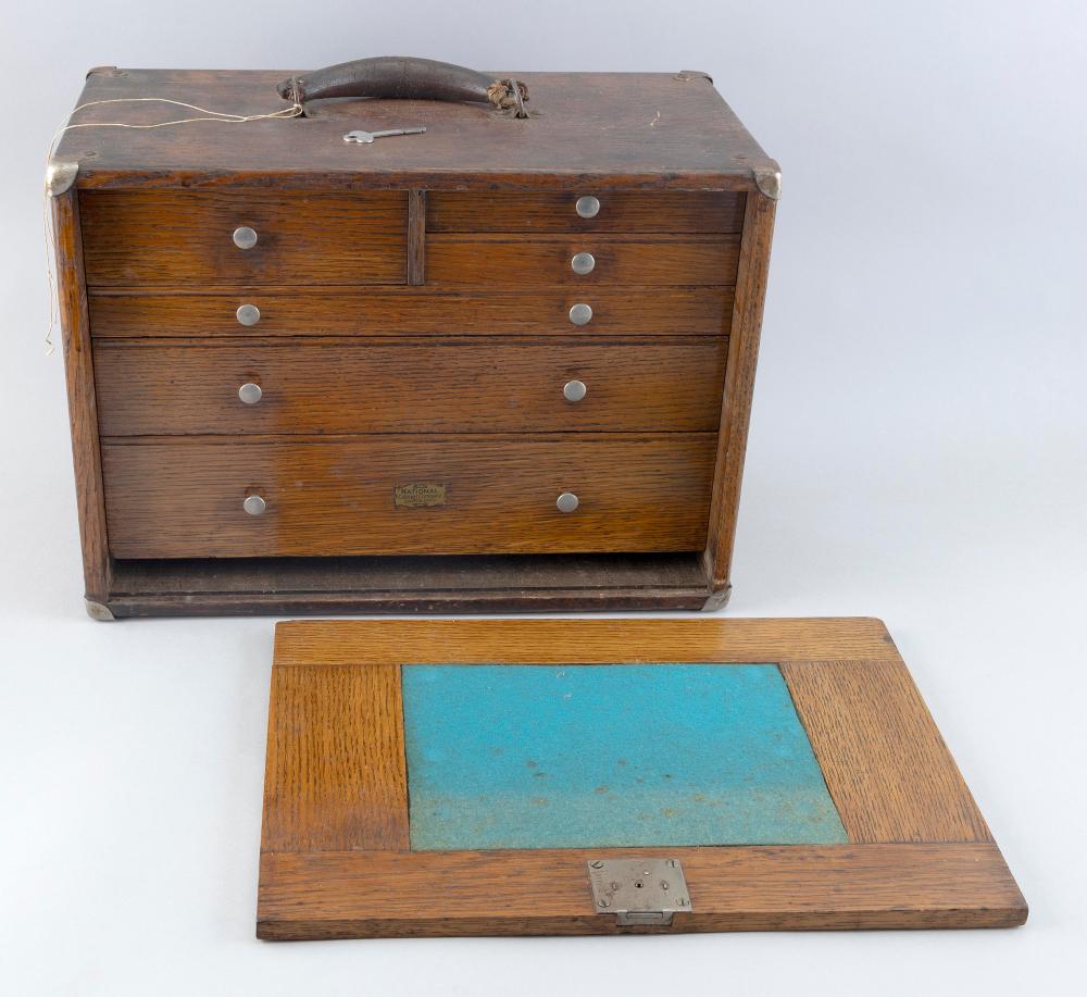 * WATCHMAKER’S TOOLBOX BOX HEIGHT