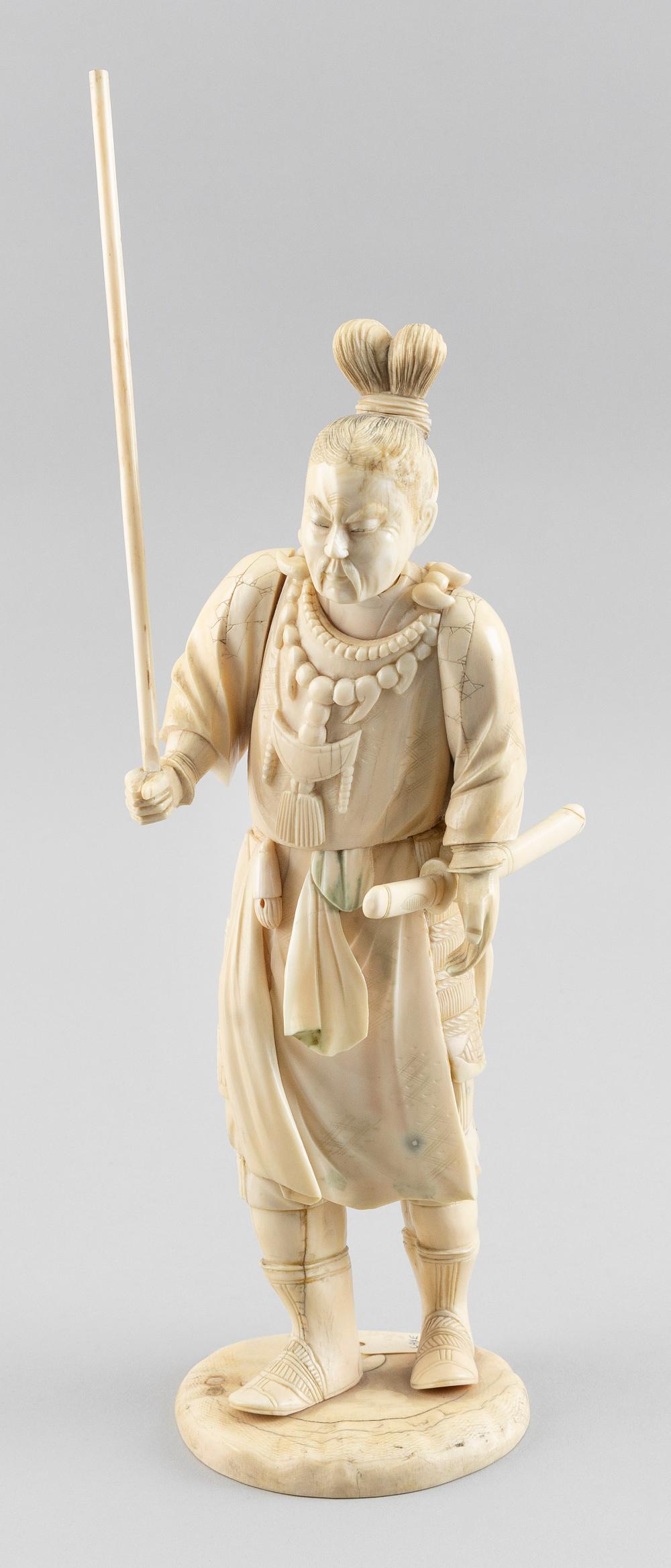 JAPANESE CARVED IVORY FIGURE OF A SAMURAI