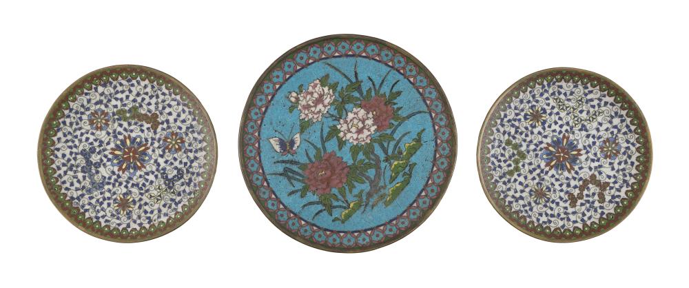 THREE SMALL CHINESE CLOISONNE ENAMEL