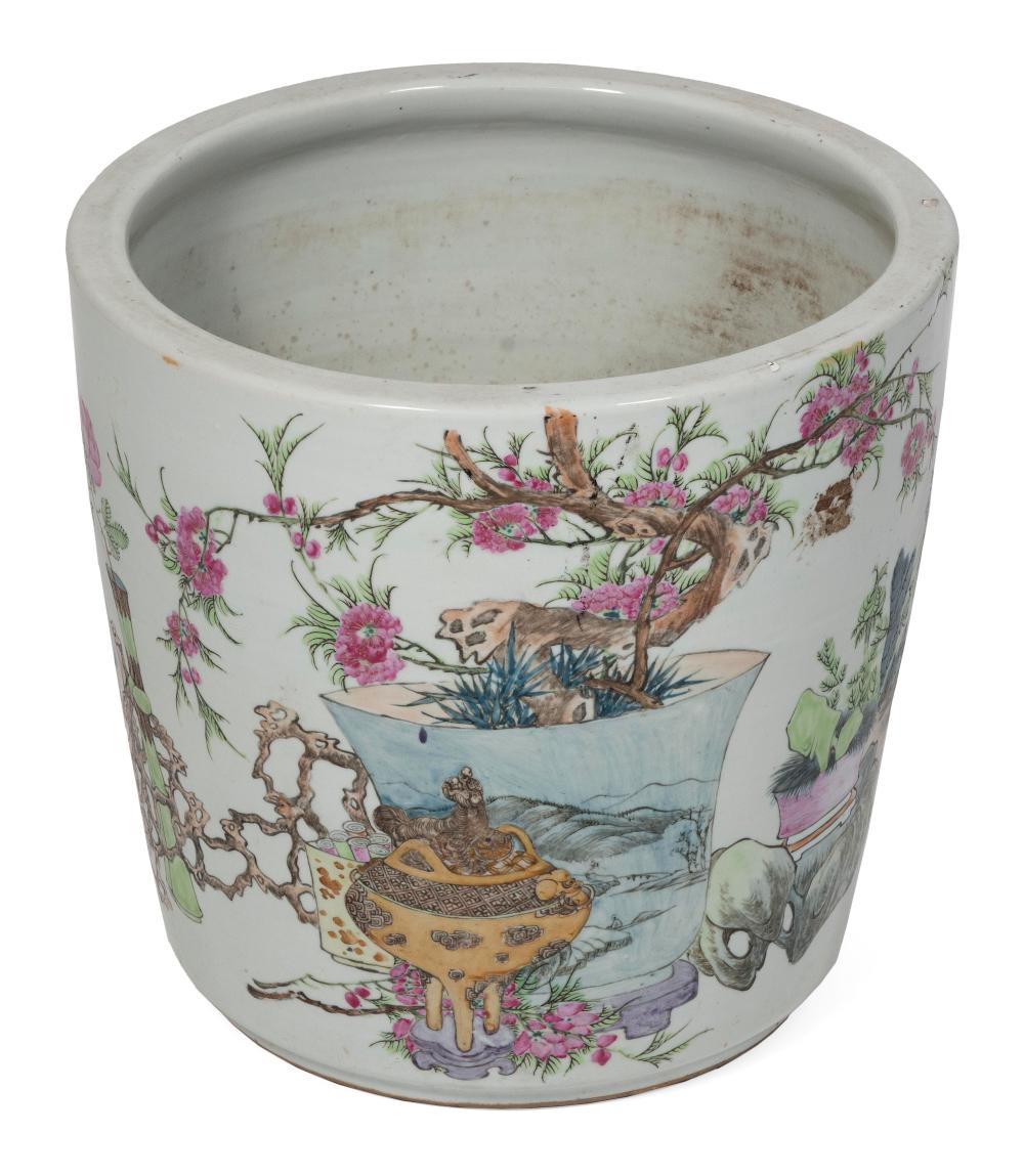 CHINESE EXPORT POLYCHROME PORCELAIN 350991