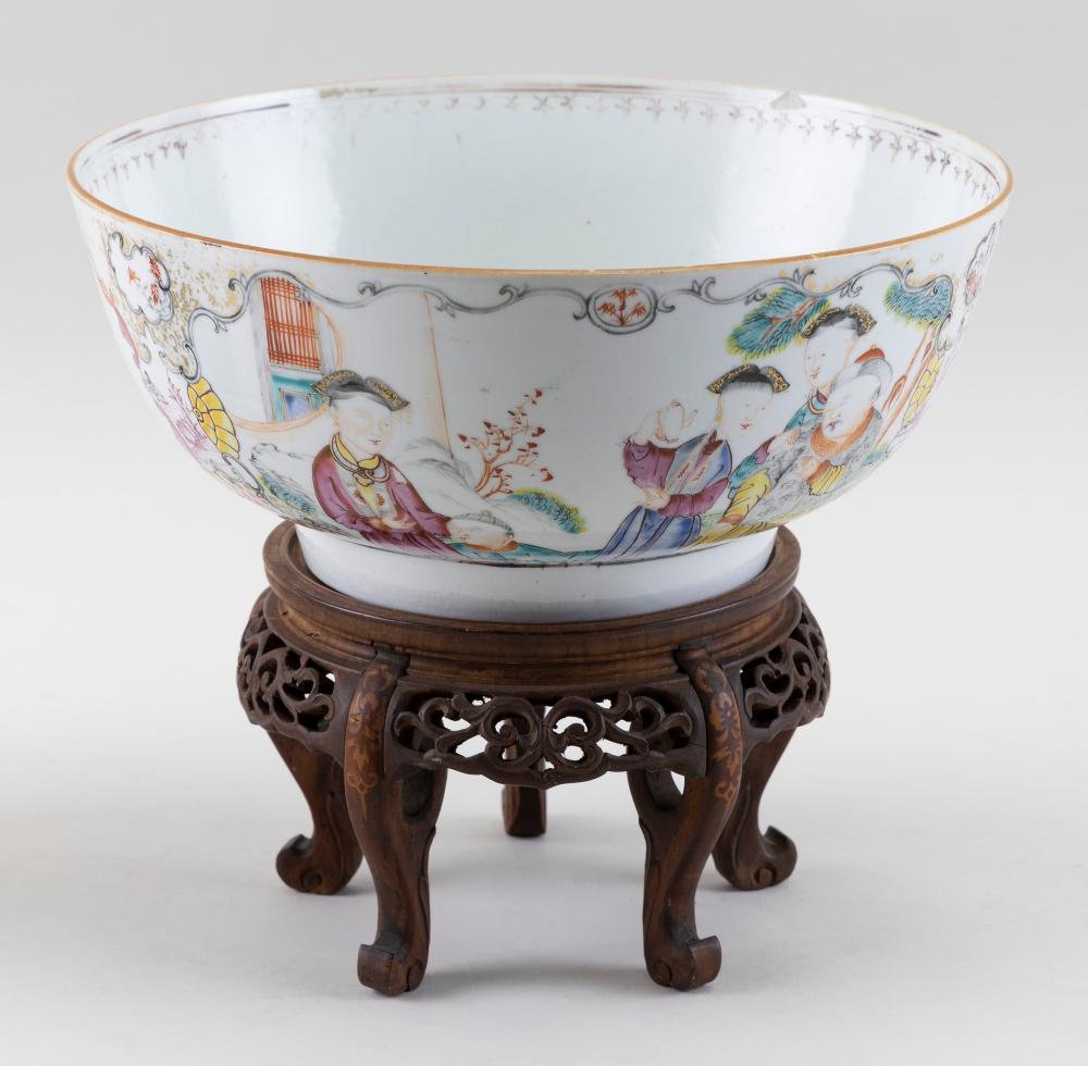 CHINESE EXPORT FAMILLE ROSE PORCELAIN 350995