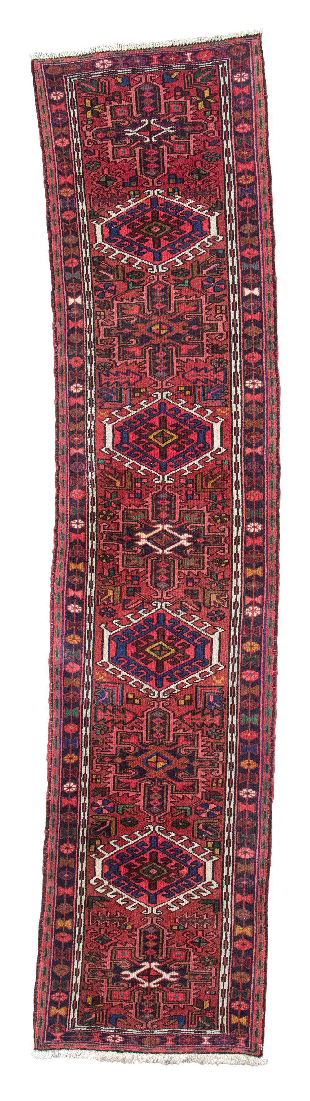 KARAJA RUNNER: 2’3” X 9’6”