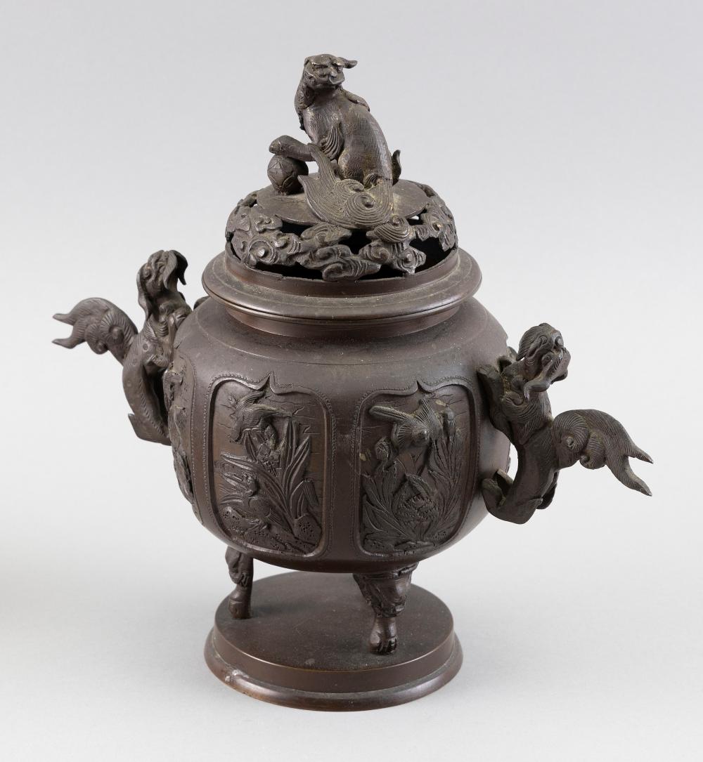 JAPANESE BRONZE CENSER 20TH CENTURY 350b5b