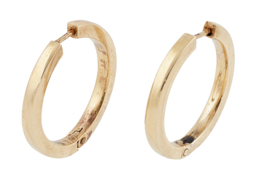 PAIR OF 14KT YELLOW GOLD HOOP EARRINGS