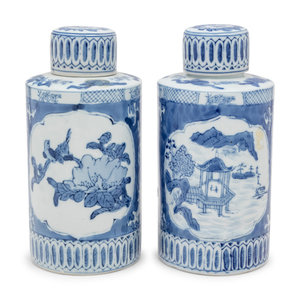 A Pair of Blue and White Porcelain