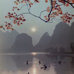 Guo Ji Liang
Fishing in Fall at Li River
photograph
signed