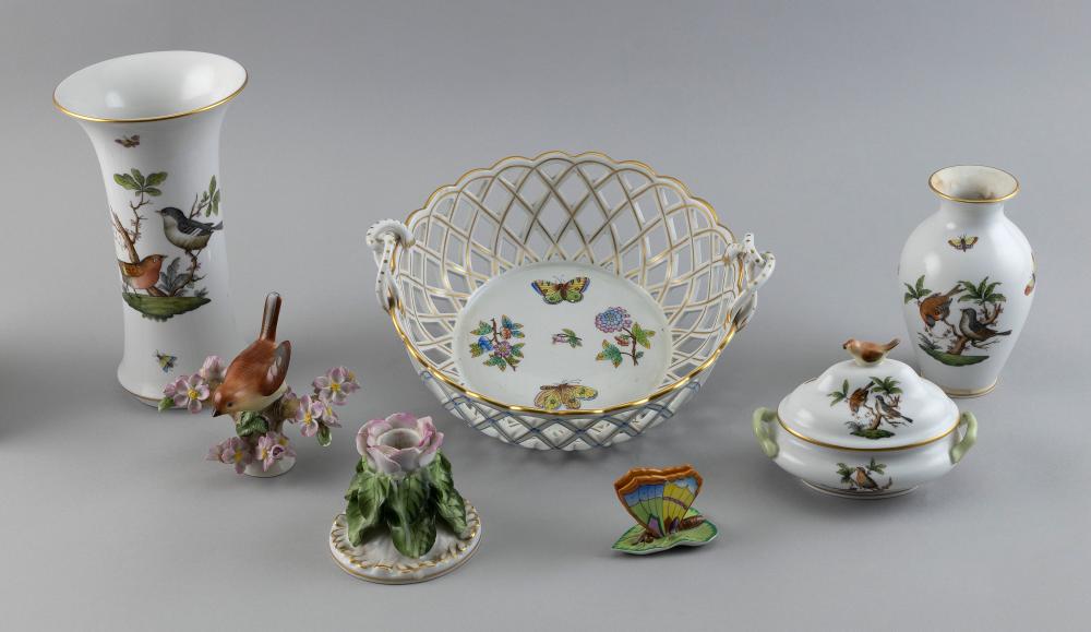 SIX PIECES OF HEREND PORCELAIN