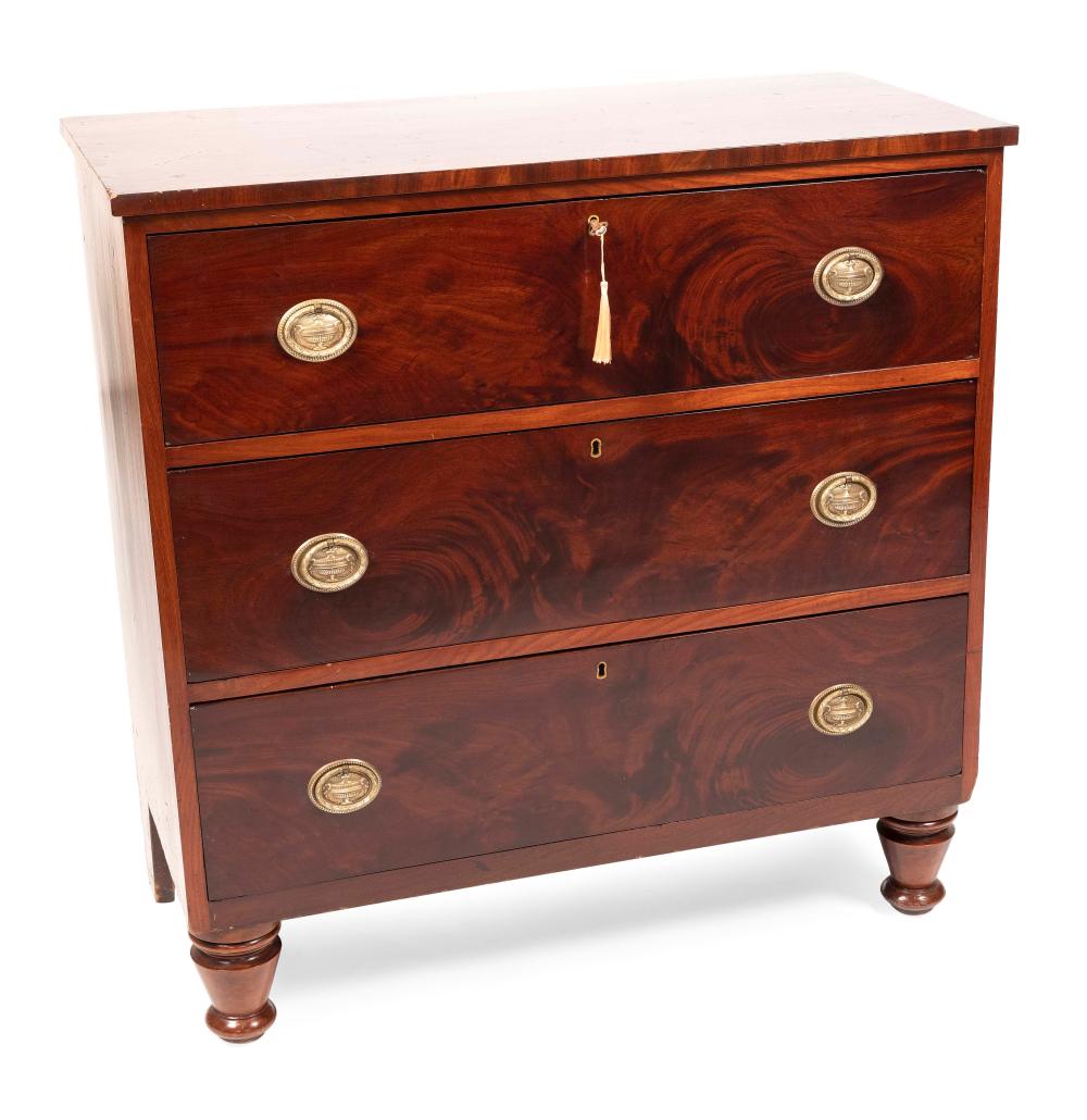 THREE DRAWER CHEST 19TH CENTURY 350e00